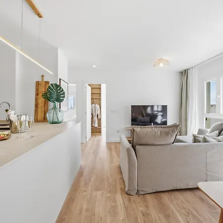 Luxury Isabella Sea View