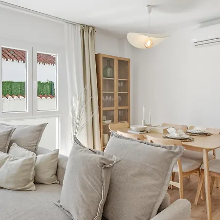 Luxury Isabella Sea View Apartament
