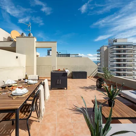 Luxury Isabella Sea View Apartament *